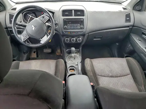 JA4AP3AU7HZ022999 2017 MITSUBISHI OUTLANDER - Image 8