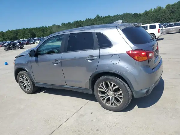 JA4AP3AU7HZ023862 2017 MITSUBISHI OUTLANDER - Image 2
