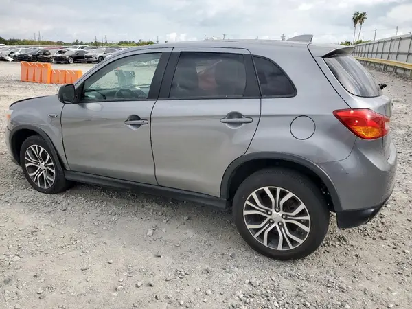 JA4AP3AU7HZ026888 2017 MITSUBISHI OUTLANDER - Image 2