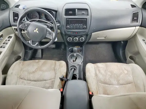 JA4AP3AU7HZ026888 2017 MITSUBISHI OUTLANDER - Image 8