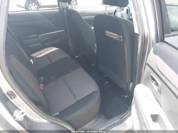 JA4AP3AU7HZ038720 2017 MITSUBISHI OUTLANDER - Image 8