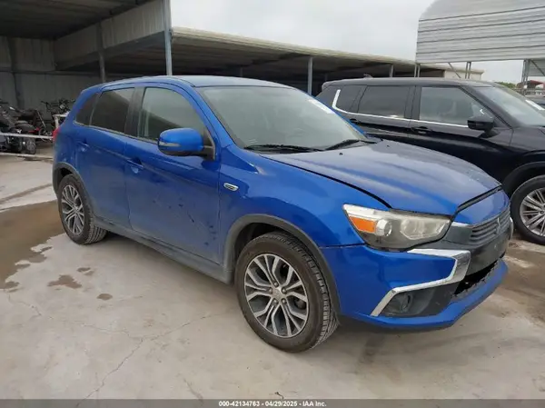 JA4AP3AU7HZ056697 2017 MITSUBISHI OUTLANDER - Image 1