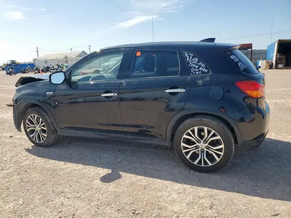 JA4AP3AU7HZ058367 2017 MITSUBISHI OUTLANDER - Image 2