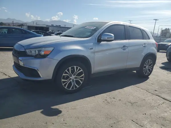 JA4AP3AU7HZ061558 2017 MITSUBISHI OUTLANDER - Image 1