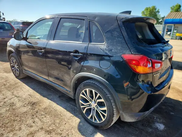JA4AP3AU7HZ063892 2017 MITSUBISHI OUTLANDER - Image 2