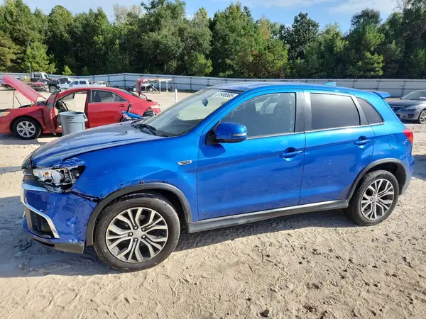 JA4AP3AU7JU019605 2018 MITSUBISHI OUTLANDER - Image 1