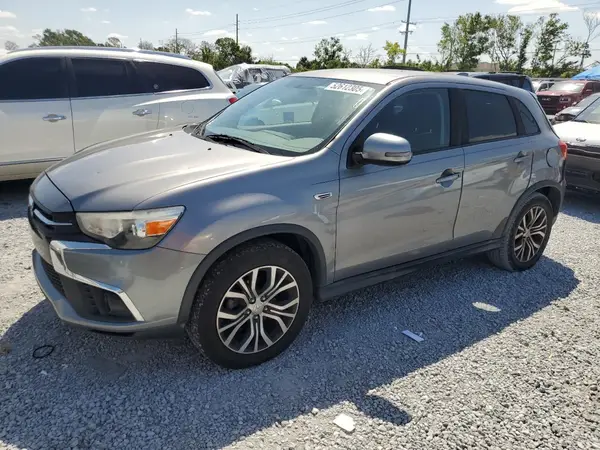 JA4AP3AU7JU019653 2018 MITSUBISHI OUTLANDER - Image 1