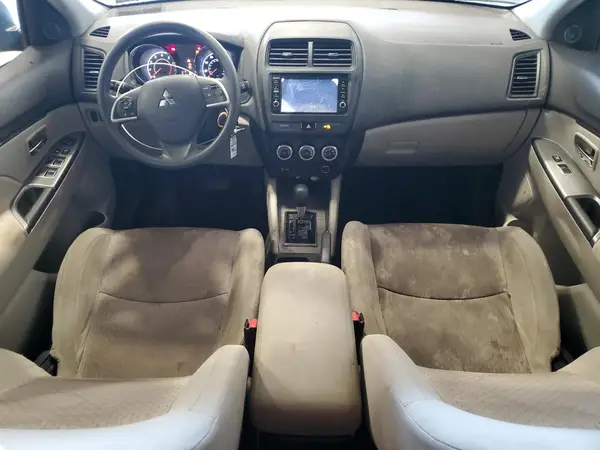 JA4AP3AU7JZ007487 2018 MITSUBISHI OUTLANDER - Image 8