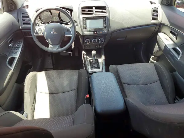 JA4AP3AU7JZ009367 2018 MITSUBISHI OUTLANDER - Image 8