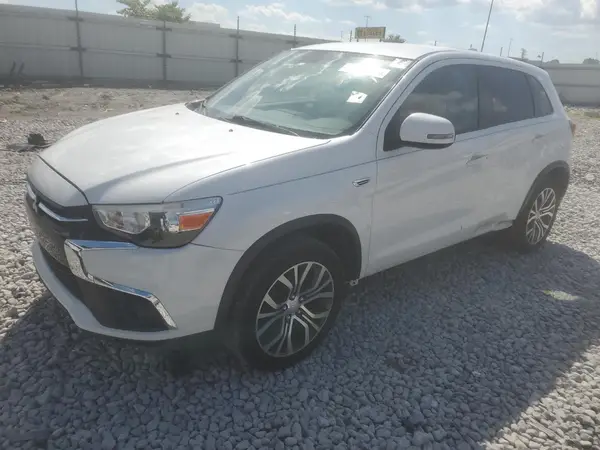 JA4AP3AU7JZ014570 2018 MITSUBISHI OUTLANDER - Image 1