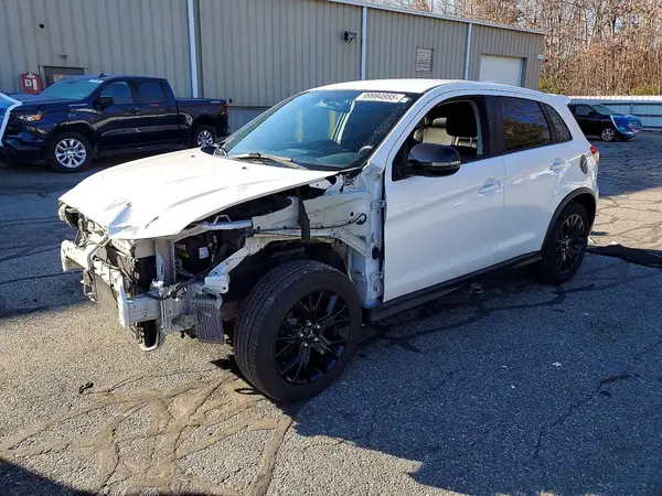 JA4AP3AU7JZ023320 2018 MITSUBISHI OUTLANDER - Image 1