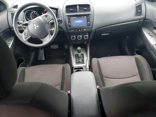 JA4AP3AU7JZ026332 2018 MITSUBISHI OUTLANDER - Image 8