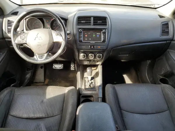 JA4AP3AU7JZ026492 2018 MITSUBISHI OUTLANDER - Image 8
