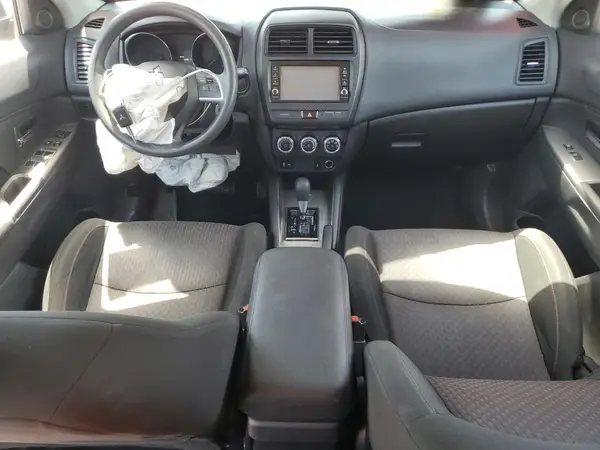 JA4AP3AU7KU006760 2019 MITSUBISHI OUTLANDER - Image 8