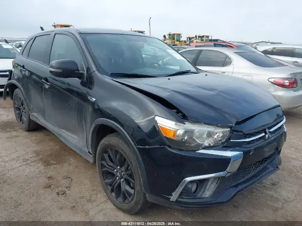 JA4AP3AU7KU015314 2019 MITSUBISHI OUTLANDER - Image 1
