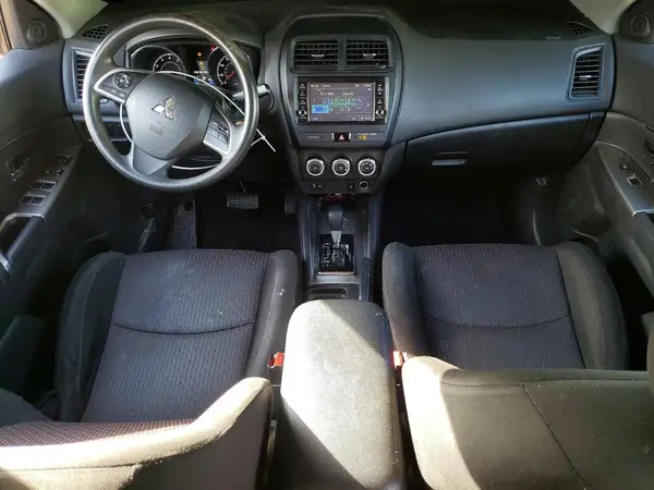 JA4AP3AU7KU017158 2019 MITSUBISHI OUTLANDER - Image 8