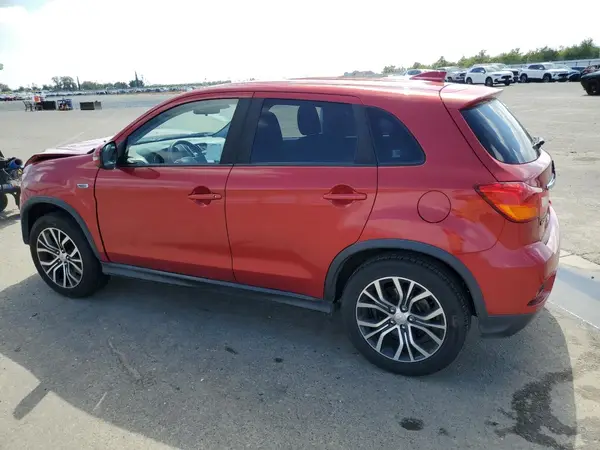 JA4AP3AU7KU017824 2019 MITSUBISHI OUTLANDER - Image 2