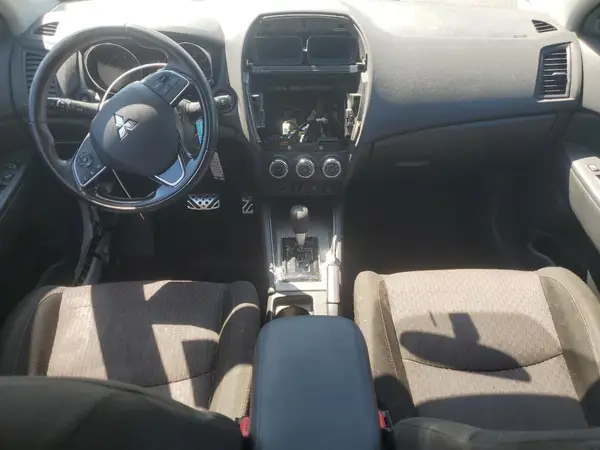 JA4AP3AU7KU020741 2019 MITSUBISHI OUTLANDER - Image 8