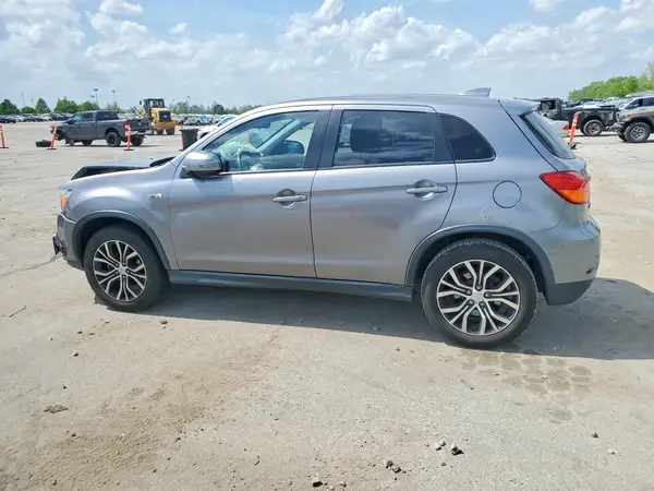 JA4AP3AU7KU021338 2019 MITSUBISHI OUTLANDER - Image 2