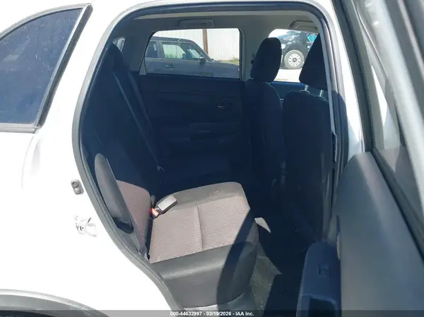 JA4AP3AU7KU022232 2019 MITSUBISHI OUTLANDER - Image 8