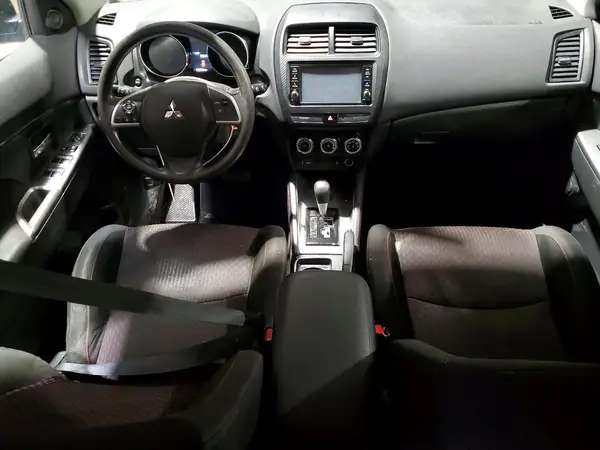 JA4AP3AU7KU023901 2019 MITSUBISHI OUTLANDER - Image 8