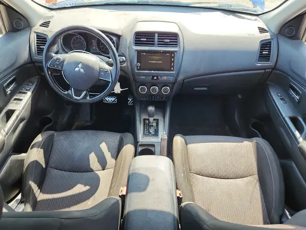 JA4AP3AU7KU025745 2019 MITSUBISHI OUTLANDER - Image 8
