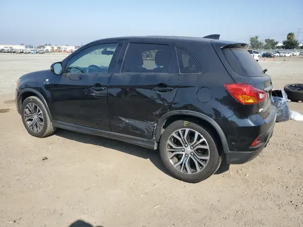 JA4AP3AU7KU026166 2019 MITSUBISHI OUTLANDER - Image 2