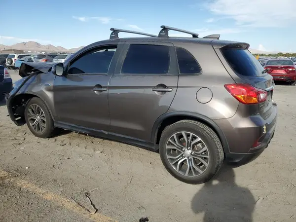 JA4AP3AU7KU027785 2019 MITSUBISHI OUTLANDER - Image 2