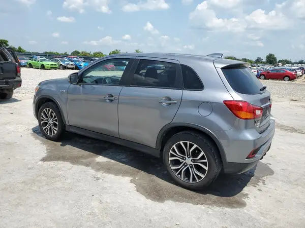 JA4AP3AU7KU028953 2019 MITSUBISHI OUTLANDER - Image 2