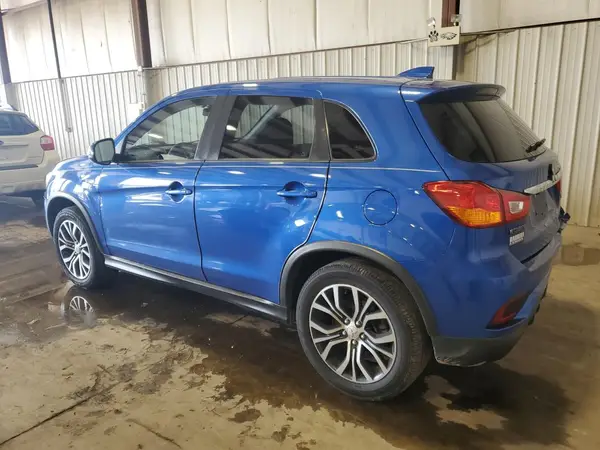 JA4AP3AU7KU030508 2019 MITSUBISHI OUTLANDER - Image 2