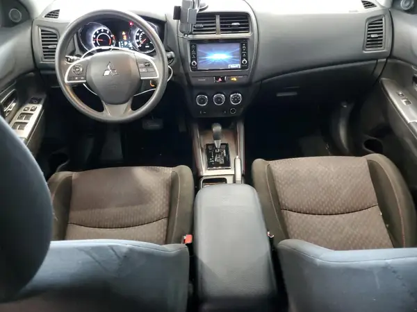JA4AP3AU7KU032825 2019 MITSUBISHI OUTLANDER - Image 8