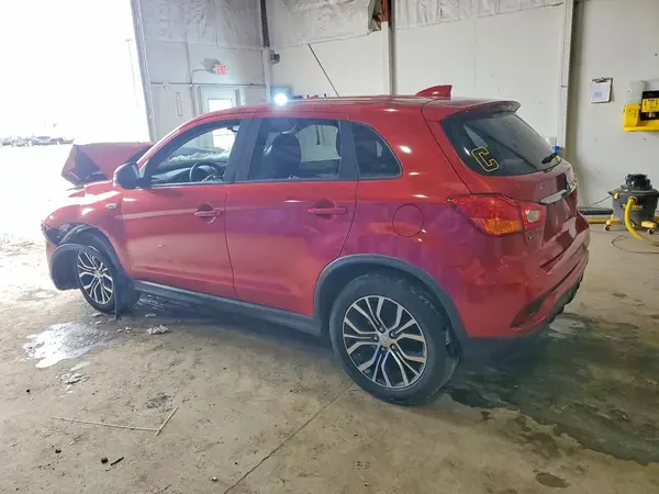 JA4AP3AU7KU033747 2019 MITSUBISHI OUTLANDER - Image 2