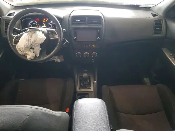 JA4AP3AU7KU033747 2019 MITSUBISHI OUTLANDER - Image 8