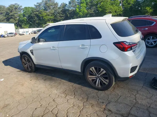JA4AP3AU7LU004900 2020 MITSUBISHI OUTLANDER - Image 2