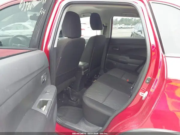 JA4AP3AU7LU008249 2020 MITSUBISHI OUTLANDER - Image 8