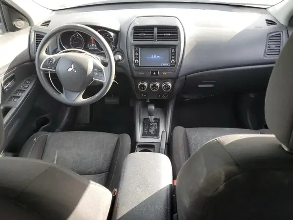 JA4AP3AU7LU012656 2020 MITSUBISHI OUTLANDER - Image 8