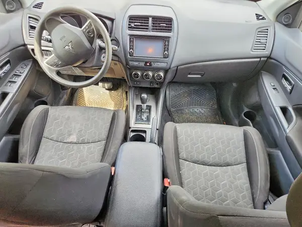 JA4AP3AU7LU012852 2020 MITSUBISHI OUTLANDER - Image 8