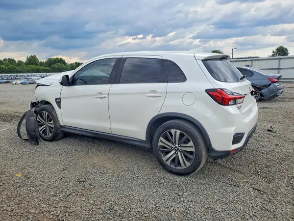 JA4AP3AU7LU013192 2020 MITSUBISHI OUTLANDER - Image 2