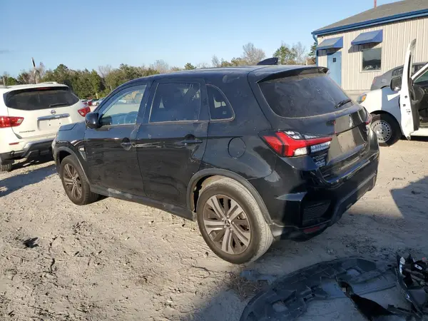 JA4AP3AU7LU015444 2020 MITSUBISHI OUTLANDER - Image 2