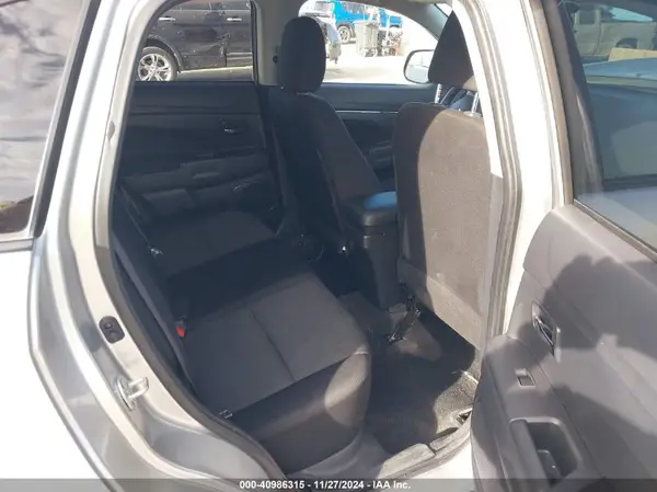 JA4AP3AU7LU017789 2020 MITSUBISHI OUTLANDER - Image 8