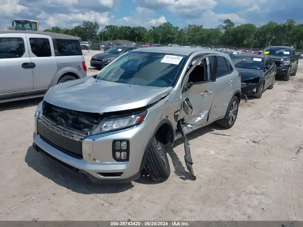 JA4AP3AU7LU020269 2020 MITSUBISHI OUTLANDER - Image 2