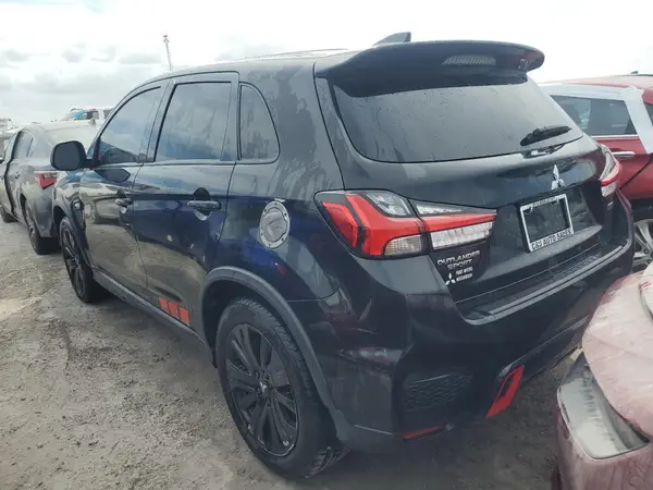 JA4AP3AU7LU022538 2020 MITSUBISHI OUTLANDER - Image 2
