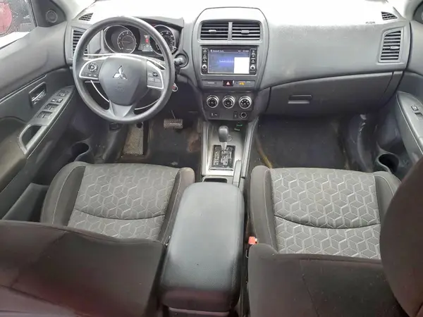 JA4AP3AU7LU028596 2020 MITSUBISHI OUTLANDER - Image 8