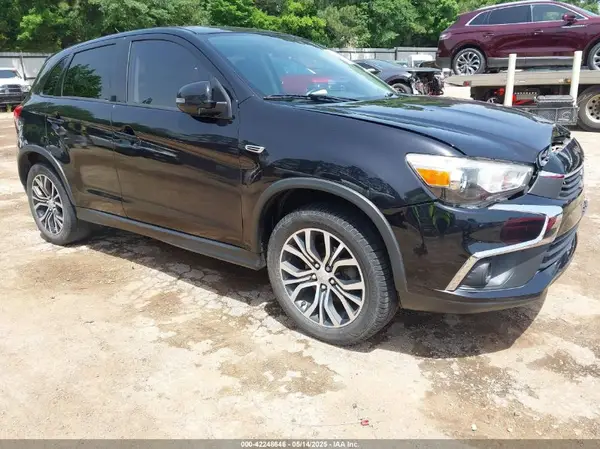 JA4AP3AU8GZ027594 2016 MITSUBISHI OUTLANDER - Image 1