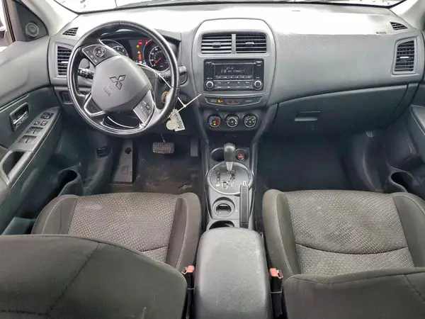 JA4AP3AU8GZ031810 2016 MITSUBISHI OUTLANDER - Image 8