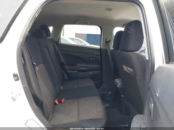 JA4AP3AU8GZ049563 2016 MITSUBISHI OUTLANDER - Image 8