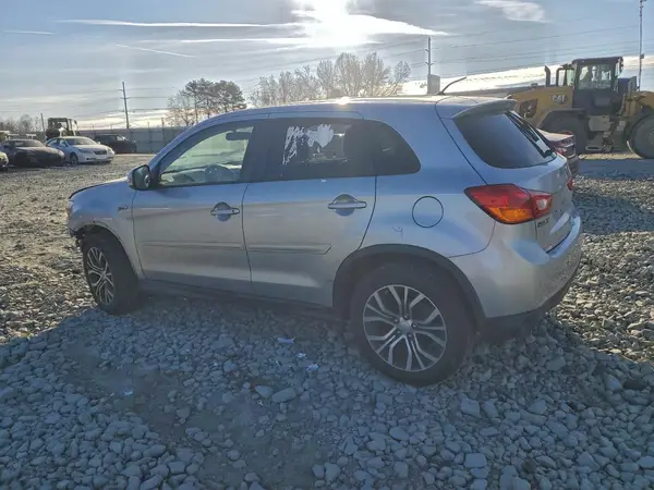 JA4AP3AU8GZ062278 2016 MITSUBISHI OUTLANDER - Image 2
