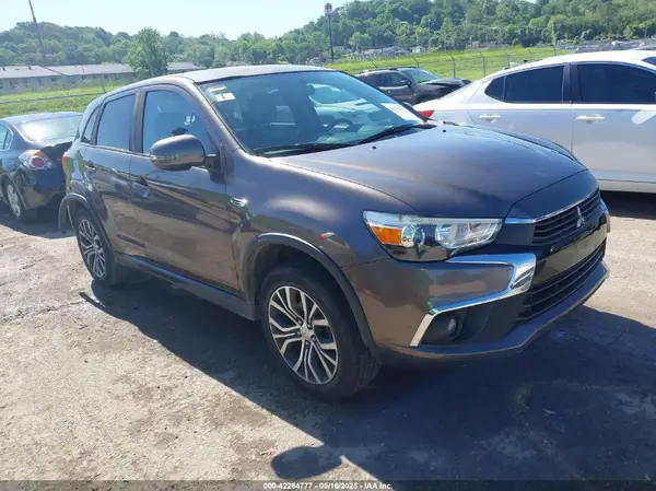 JA4AP3AU8GZ064452 2016 MITSUBISHI OUTLANDER - Image 1
