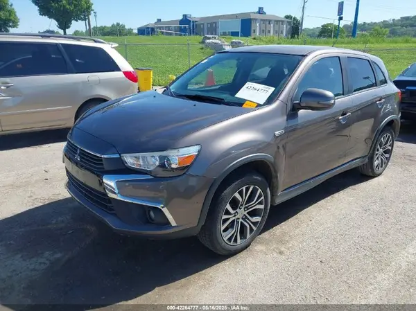 JA4AP3AU8GZ064452 2016 MITSUBISHI OUTLANDER - Image 2