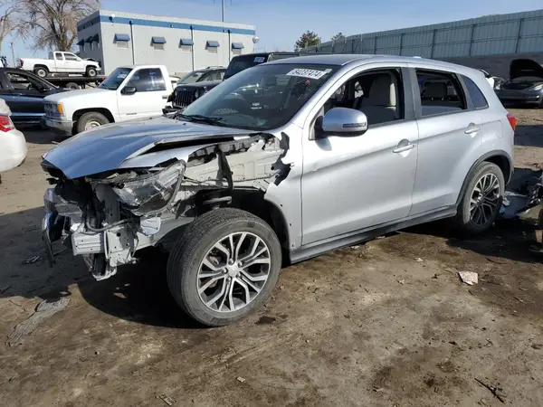 JA4AP3AU8HZ003930 2017 MITSUBISHI OUTLANDER - Image 1